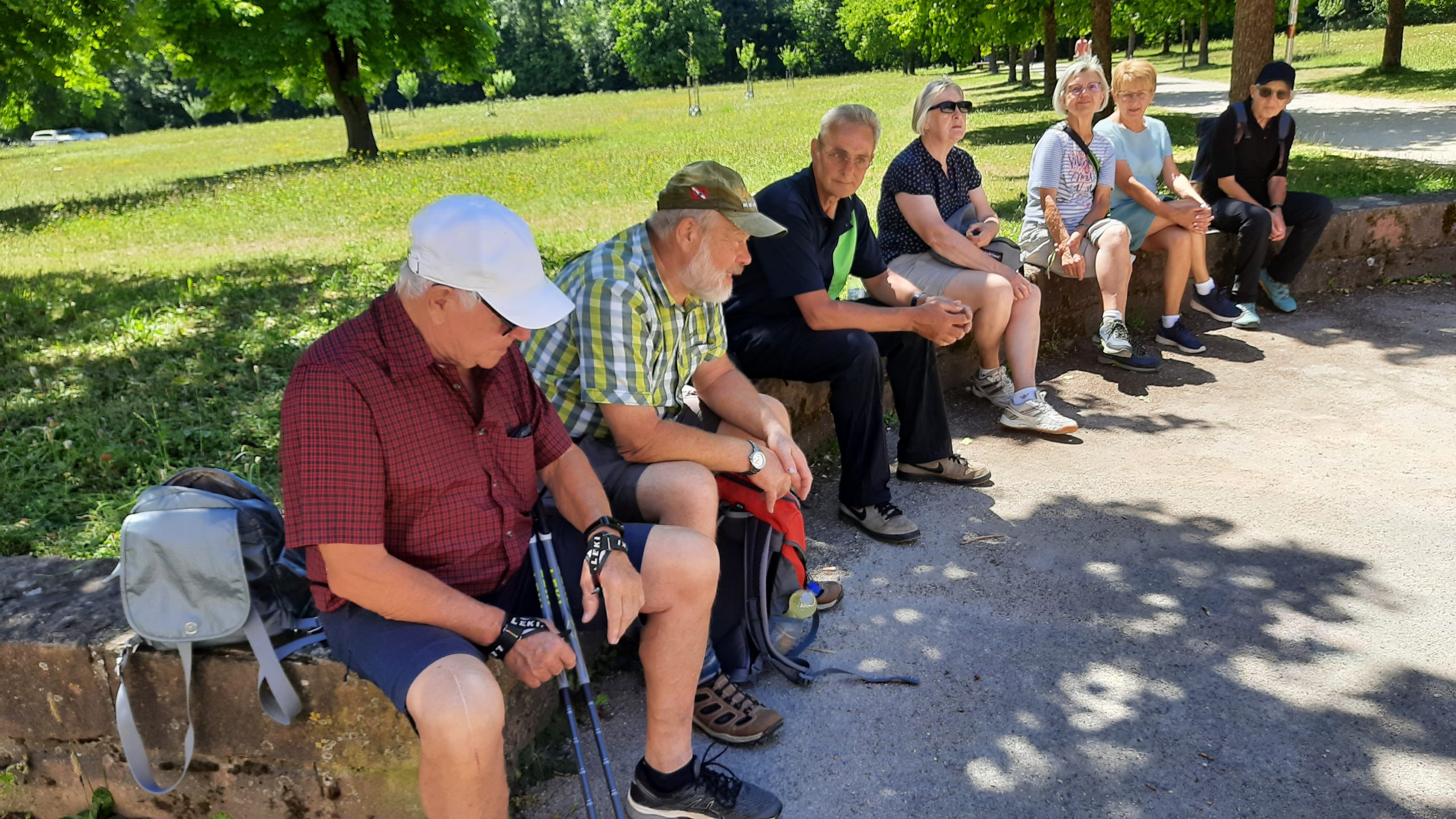 Rundwanderung Gerlinger Heide – Schloss Solitude – Krumbachtal  